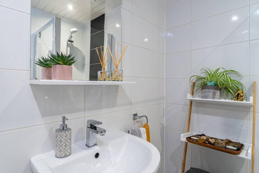 גלאזגו Stylish City Pad With Free Private Parking מראה חיצוני תמונה